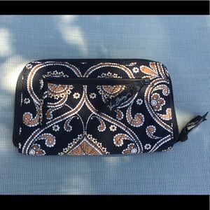 Vera Bradley Wallet - Lightly Used